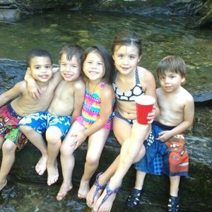 Meet your Posher, Dee